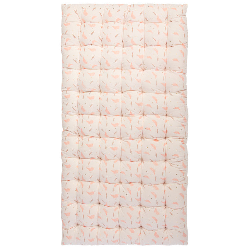 Matelas de sol Magic Bird 60 x 120 cm imprimé plumes - Prémaman