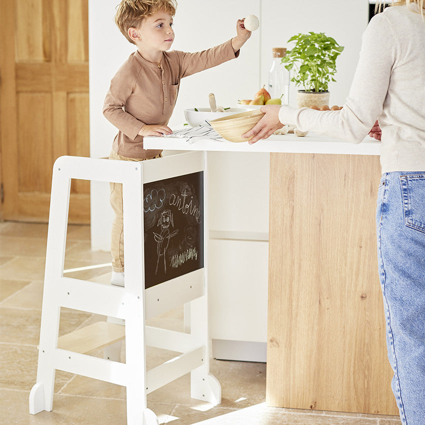 Tour d'apprentissage Premissori avec tableau noir en bois blanc - Prémaman