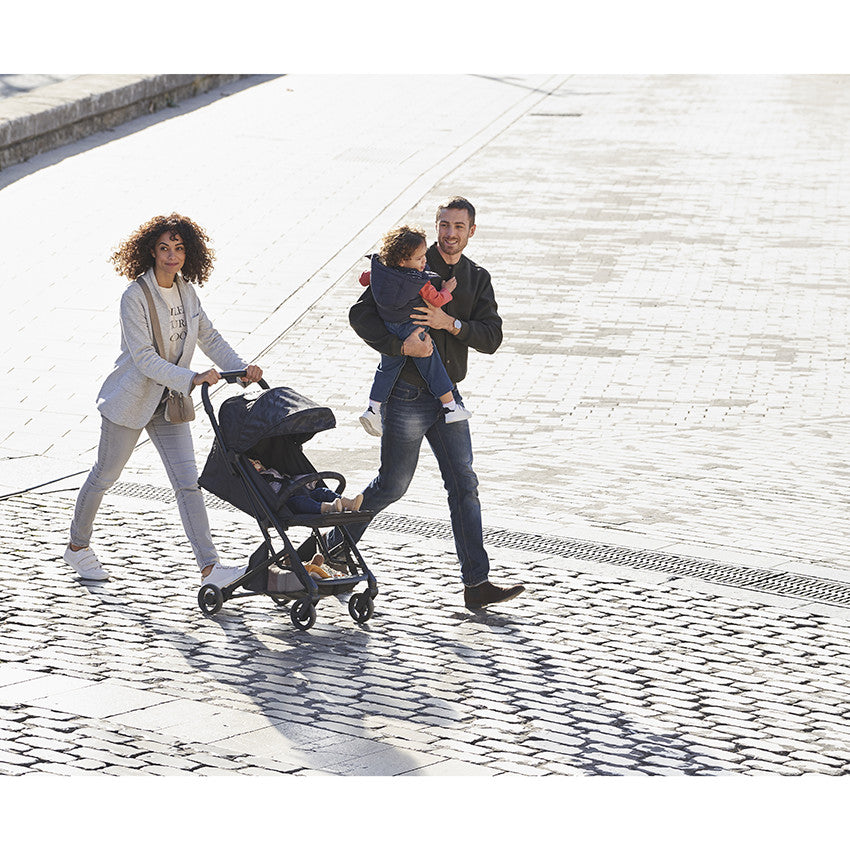 Poussette compacte Aria Basic - Noire - Prémaman